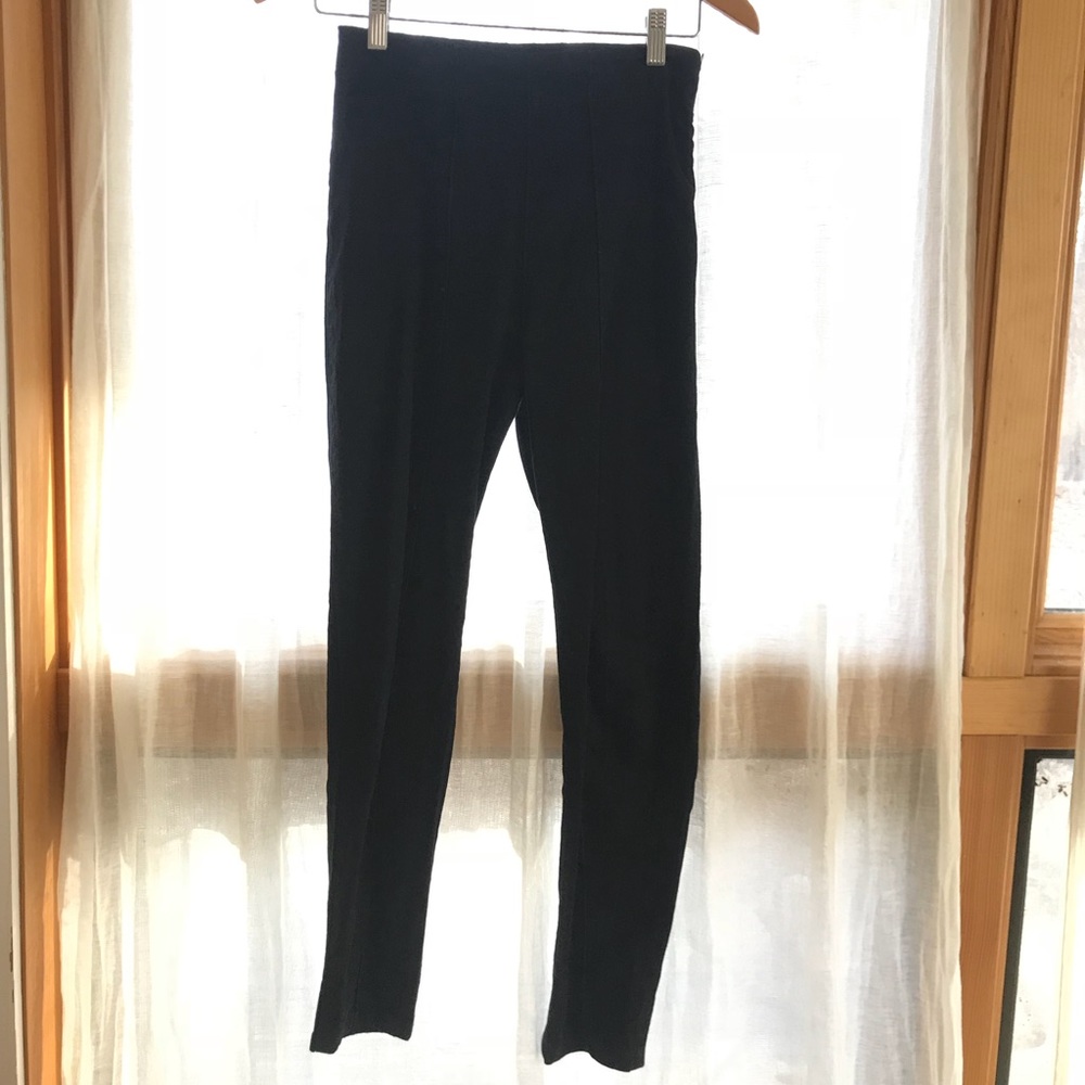 Cropped black cigarette pants with side zipper